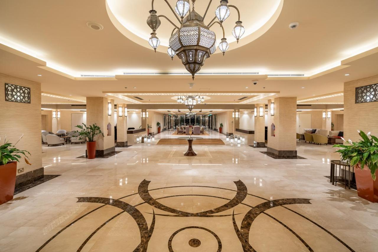 Globalstay At Palm Jumeirah Beachfront Paradise With Pool And Gym Dubai Buitenkant foto