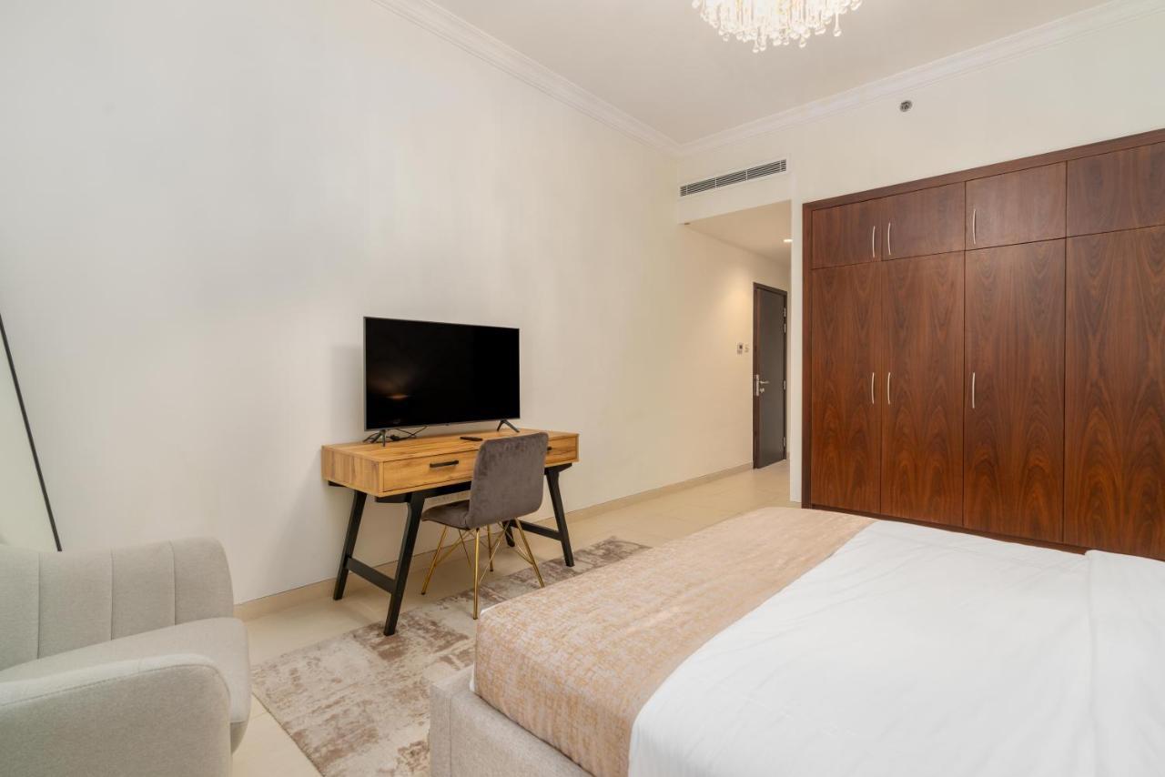 Globalstay At Palm Jumeirah Beachfront Paradise With Pool And Gym Dubai Buitenkant foto